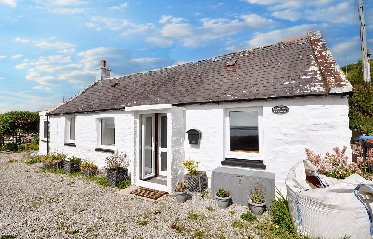 Photograph of 'Clauchan Cottage', Carsluith
