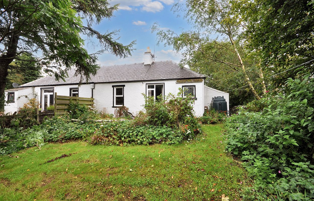 Photograph of 2 Barwhanny Cottages, Whauphill