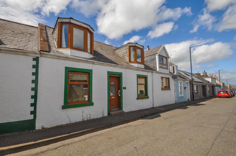 Photograph of 23-27 High Street, Whithorn