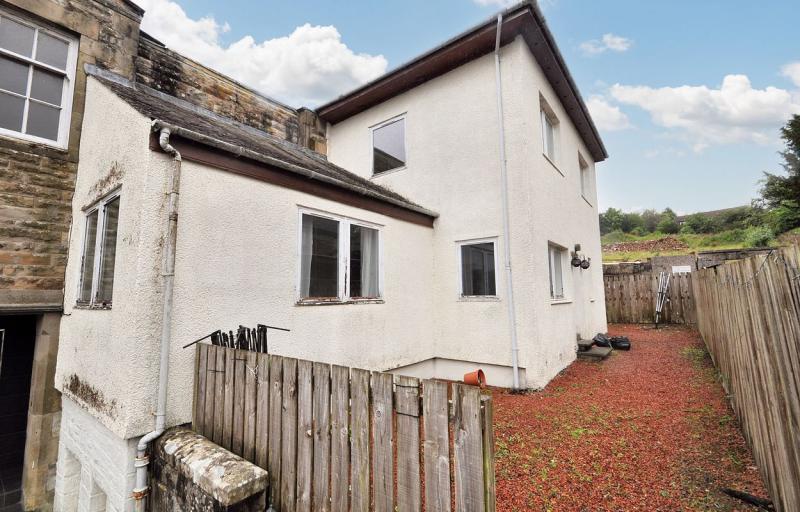 Photograph of 11 Hillview Apartments, York Road, Newton Stewart